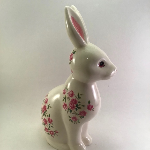 Large White Ceramic Bunny Rabbit Roses Spring - Picture 4 of 5